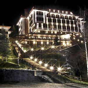 Shiroka Laka Hotel